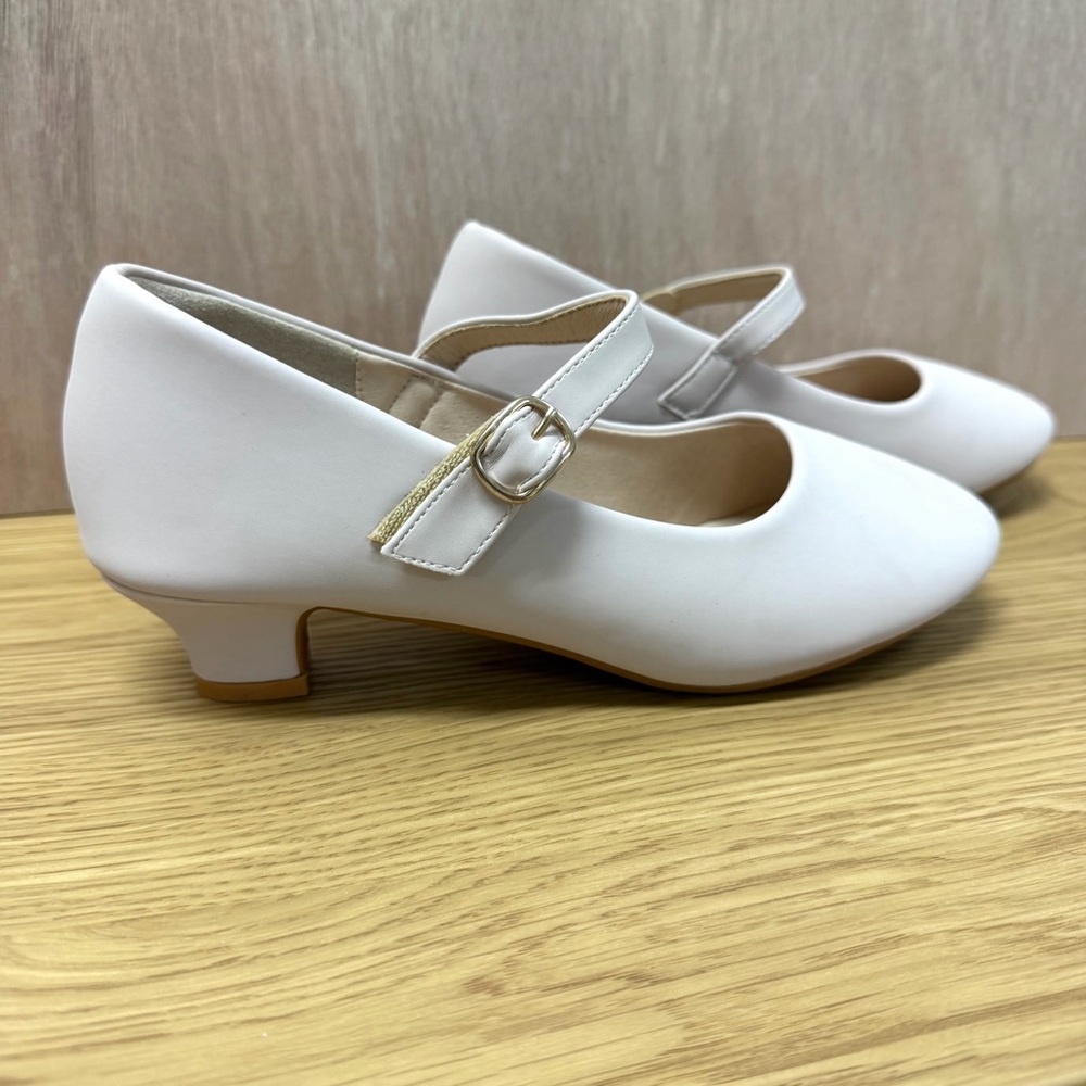 Girl’s Mary Jane Small Heel
